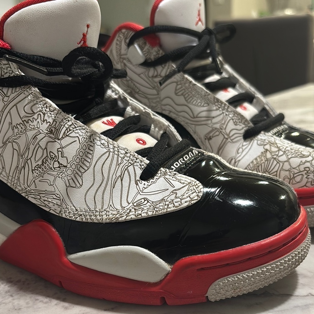 Jordan Kids Sneakers - Red, Black, White - Picture 14 of 15
